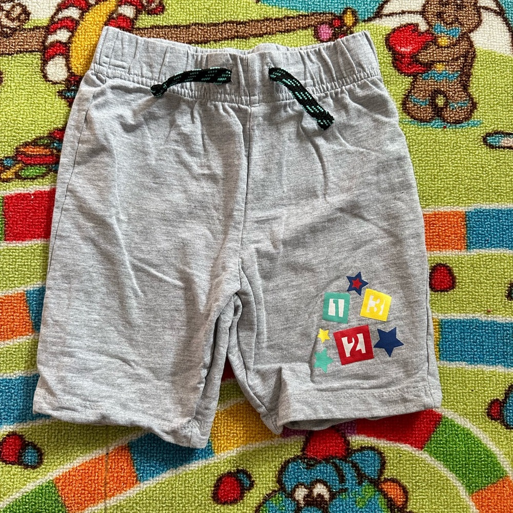 🐠2/$10🐠 Boys cocomelon shorts 🩳